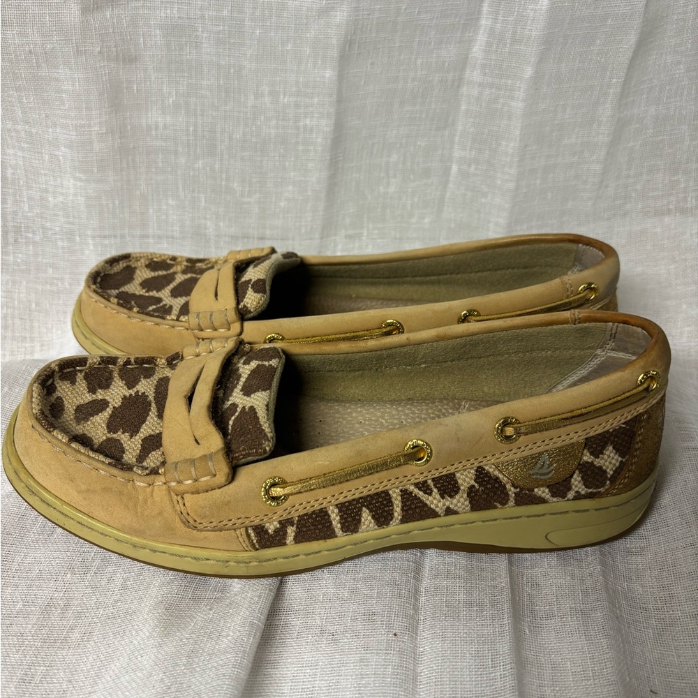 Sperry - image 3